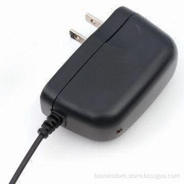 Mobile Phone Travel Charger with 4.2 to 12V DC Output Voltage and 500mA to 2.1A Charging Rate